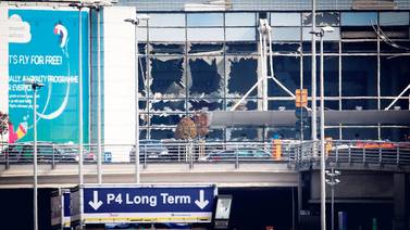 Aeropuerto de Bruselas retomará parcialmente su actividad este domingo