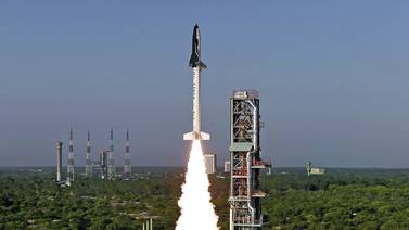  La India ensaya con éxito el lanzamiento de un pequeño transbordador espacial