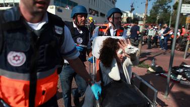 Explosión en autobús en Tel Aviv deja 10 heridos