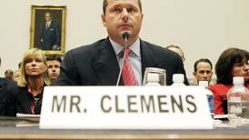 Fijan cargos contra Roger Clemens por perjurio