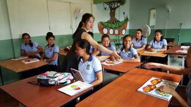 Nuevos programas de Español, Italiano y lengua Ngäbere recibirán a estudiantes de colegio