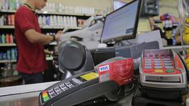 Bancos y comerciantes chocan de nuevo por comisiones de tarjetas de crédito