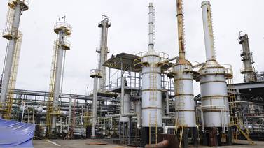 Diputados piden a Fiscalía señalar eventuales responsables por fallida refinería con China