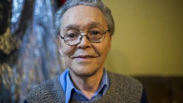 Lucho Barahona no renuncia al teatro a sus 92 años: ni una grave caída lo detiene