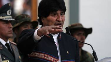 Bolivia anuncia apoyo de científicos para industrializar la coca