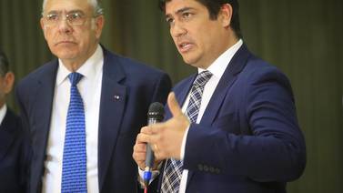 Secretario de OCDE a Carlos Alvarado: Plan fiscal es 'crucial' para la adhesión