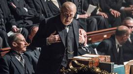 Gary Oldman recreó el más importante discurso de Winston Churchill en 'Darkest Hour'
