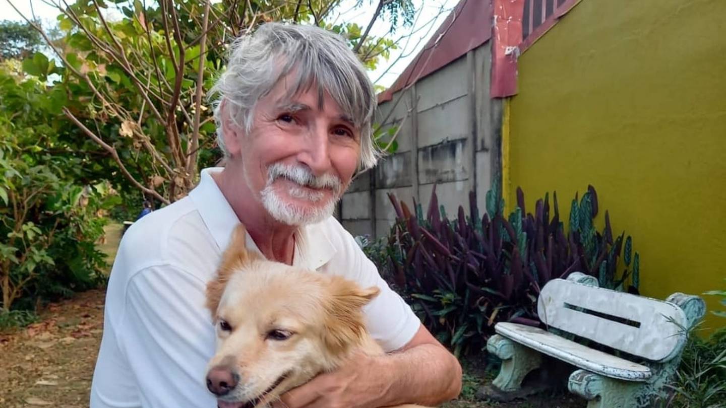 Karl Lansche, de 68 años, es un pianista alemán radicado en Costa Rica desde hace 45 años, él está desaparecido y su familia pide ayuda para localizarlo. Foto: Andrea Lansche para La Teja