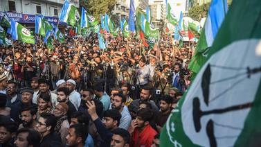 Jefe del ejército de Pakistán pide mostrar ‘madurez’ luego de resultados inciertos en elecciones legislativas