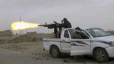 Fuerzas árabes-kurdas alistan último asalto contra Estado Islámico en Siria