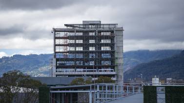 Nuevos edificios de oficinas se abren paso en las alturas aun en la pandemia 