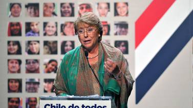 Michelle Bachelet  va por fuertes reformas para Chile    