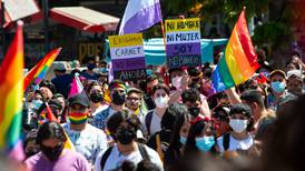 Masiva Marcha del Orgullo LGBTQ+ demanda igualdad en Chile