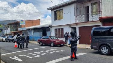 Cae pareja en Alajuela por presunta explotación sexual de  mujeres en sala clandestina de masajes