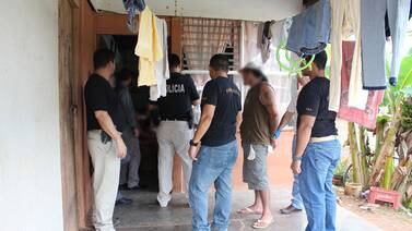 Sujeto preso por vender drogas  cerca de plaza