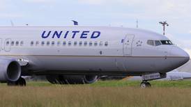 Avión de United Airlines sufre leve inconveniente al aterrizar en el aeropuerto Juan Santamaría