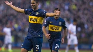 Jonathan Calleri le da la bienvenida a Carlos Tévez con un golazo de rabona en triunfo de Boca Juniors