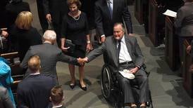 George Bush, expresidente de Estados Unidos, fue hospitalizado tras el funeral de su esposa