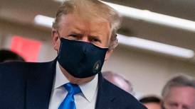 Trump ahora defiende el uso de la mascarilla en EE. UU. como gesto ‘patriótico'