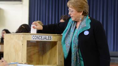 Catarsis en el gobierno de Chile tras derrota electoral en elecciones regionales