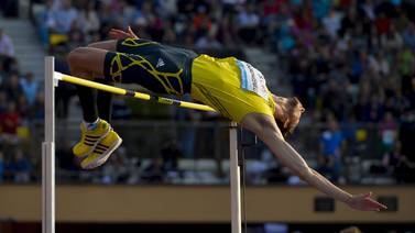 Ucraniano Bohdan Bondarenko logra el mejor salto de altura en 19 años