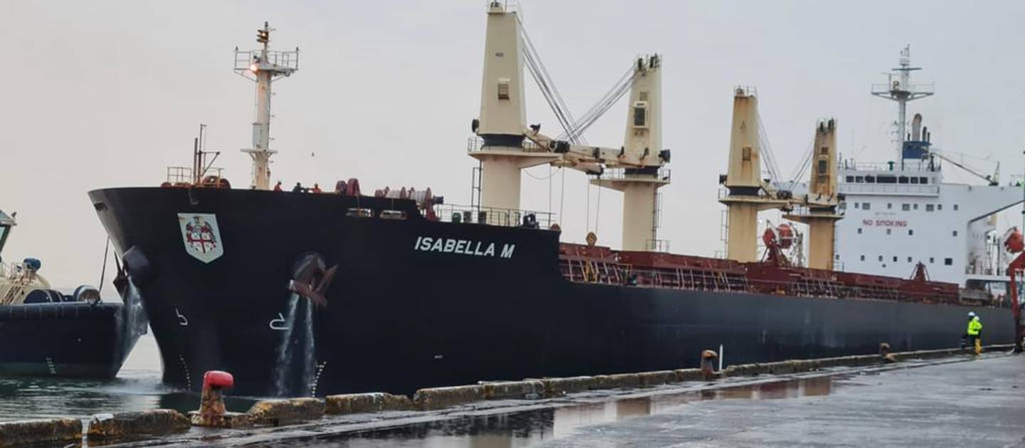 Barco ISABELLA M arribo hoy a las 5 AM a Moin con 47,170.234 toneladas de Maíz Amarillo procedente de Brazil. Se espera otro barco con 30,000 toneladas de granos arribando el día 19 de Diciembre