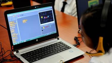 MEP cierra programas de informática por ‘reorganización’