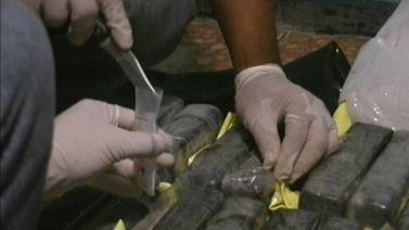 Policía de Guardacostas decomisa más de una tonelada de cocaína en Limón