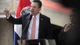 Chaves acusa al gobierno de Alvarado de dejar al país con pocas reservas de dólares