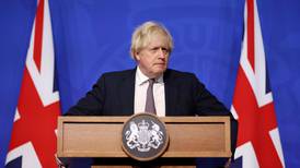 Nuevos detalles del ‘partygate’ amenazan el retorno político de Boris Johnson