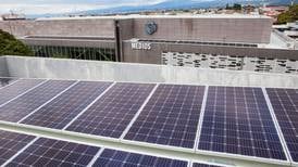 Paneles solares en Grupo Nación comenzarán a funcionar esta semana