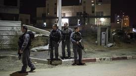 Cuatro israelíes fueron apuñaladas por  un joven  palestino 