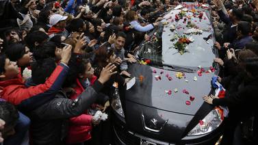 Gustavo Cerati fue sepultado luego de que el cortejo recorriera las calles de Buenos Aires