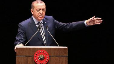 Parlamento Europeo pide que se congelen las negociaciones de adhesión de Turquía
