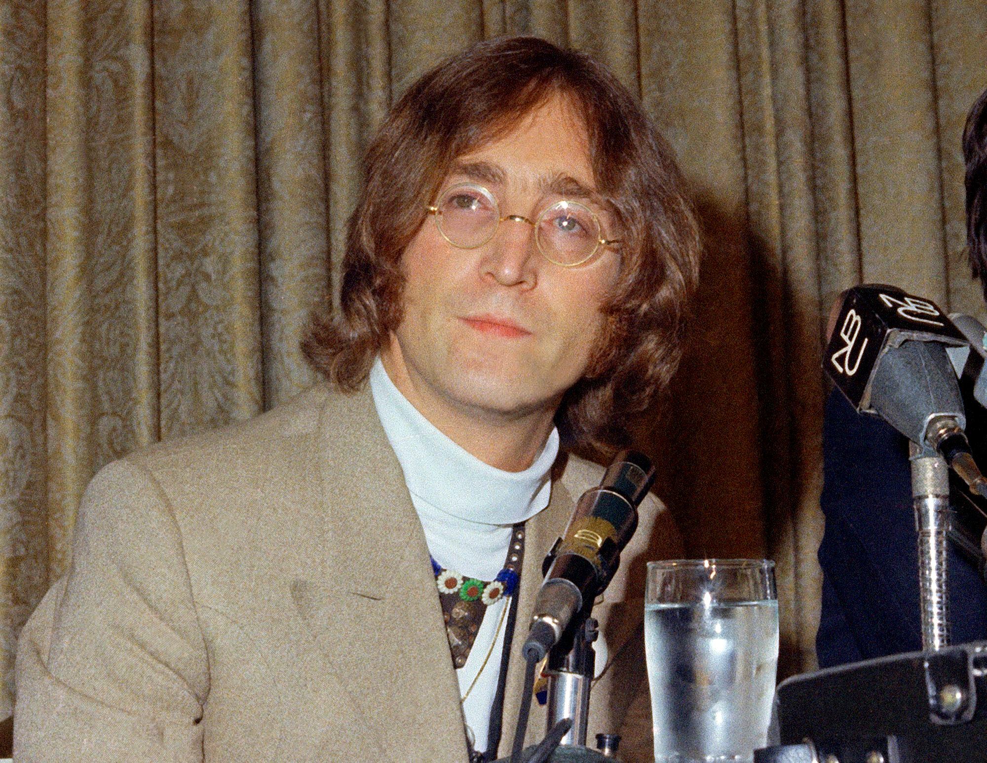 John Lennon fue asesinado el 8 de diciembre de 1980.