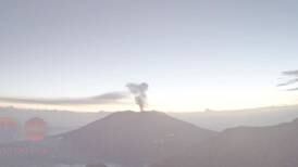 Volcán Turrialba registró dos erupciones de 500 metros de altura en las últimas 24 horas