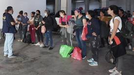 Camión que viajaba con más de 40 migrantes fue detenido en Guatemala