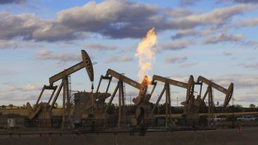 Arabia Saudita marca el paso en la OPEP+ con recorte adicional de su producción de crudo