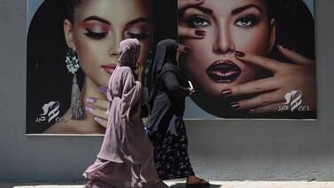 Unión Europea y EE. UU. reconocen profunda preocupación por mujeres afganas