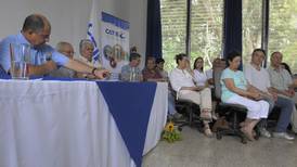  Luis Guillermo Solís exige a sus ministros ser más comunicativos entre ellos y con los diputados