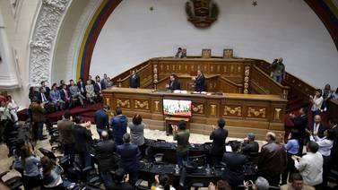 Parlamento venezolano "desconoce" que Constituyente asuma sus funciones