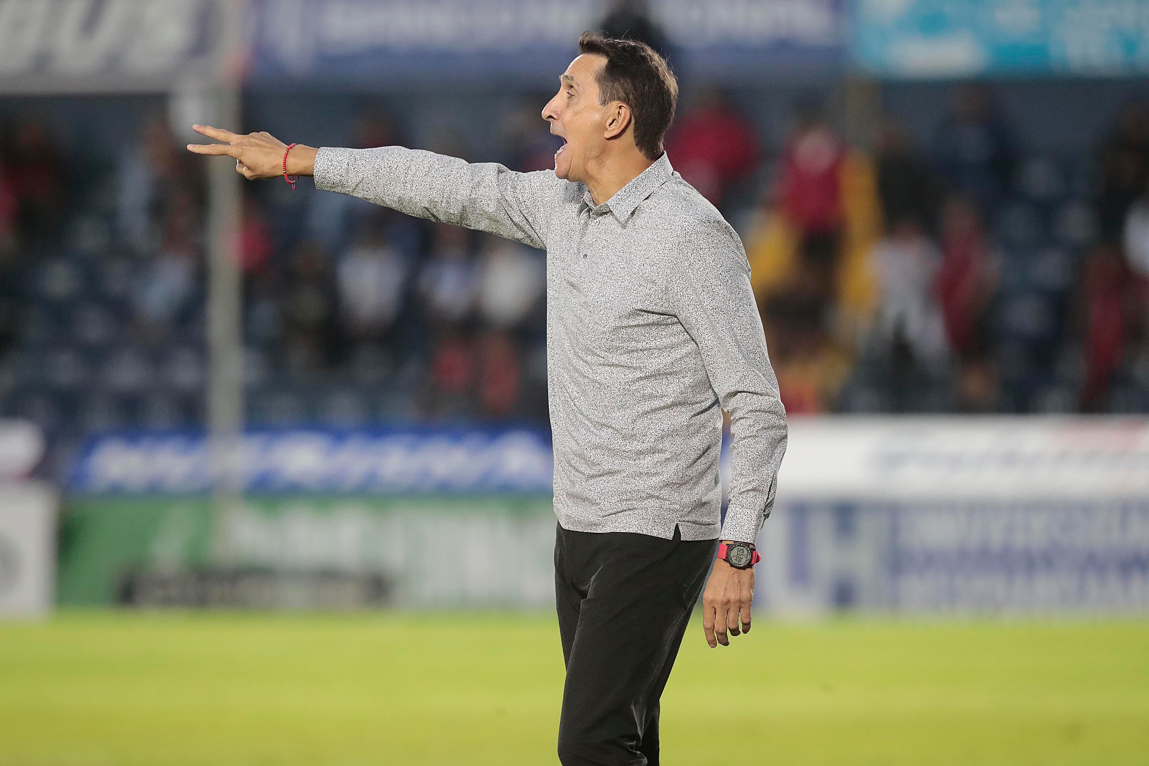 Alexandre Guimaraes considera que en cuanto a juego, Liga Deportiva Alajuelense está en crecimiento.