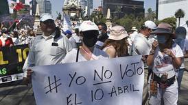 Mexicanos protestan contra referendo sobre mandato de López Obrador  