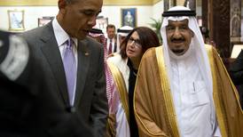 Barack Obama llega a reino saudí  en procura  de mejorar relación