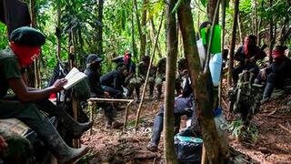 Líder del ELN, última guerrilla de Colombia, renuncia desde Cuba por motivos de salud