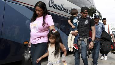 México reduce a la mitad el flujo migratorio a Estados Unidos luego de la amenaza de Trump