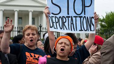    EUA agiliza deportaciones tras ola de migración de niños  