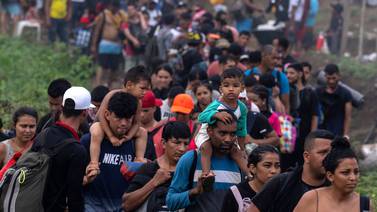 Panamá rechaza muro fronterizo en el Darién y opta por deportación para frenar migración
