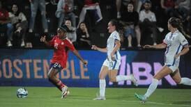 Sheika Scott fue la más atrevida en amistoso de  la Selección Femenina contra poderoso Seattle Reign 