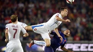 Holanda cayó ante República Checa en el camino a la EURO 2016